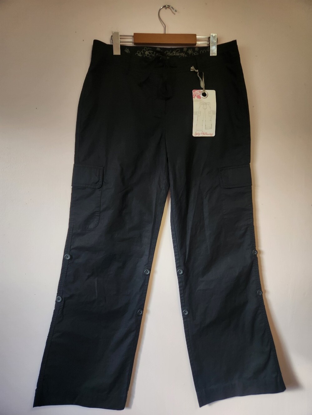 Lady Hathaway Y2K Cargo Pants Convertible Roll Hem Utility Black Size 10 NWT